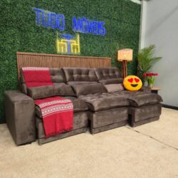 Sofá 4 Lugares com Molas Retrátil e Reclinável 10x de R$559,90