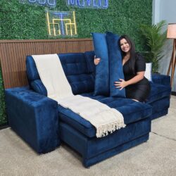 Sofá Luxuoso Retrátil e Reclinável 2,50m Com Molas 12x sem juros de R$449,92.
