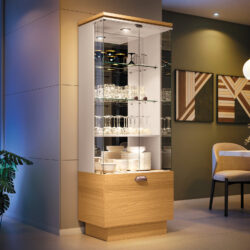 Cristaleira com Portas em Vidro, Led, Gavetão e Adega Interna