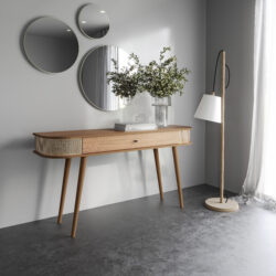 Aparador Curvado com Tela.